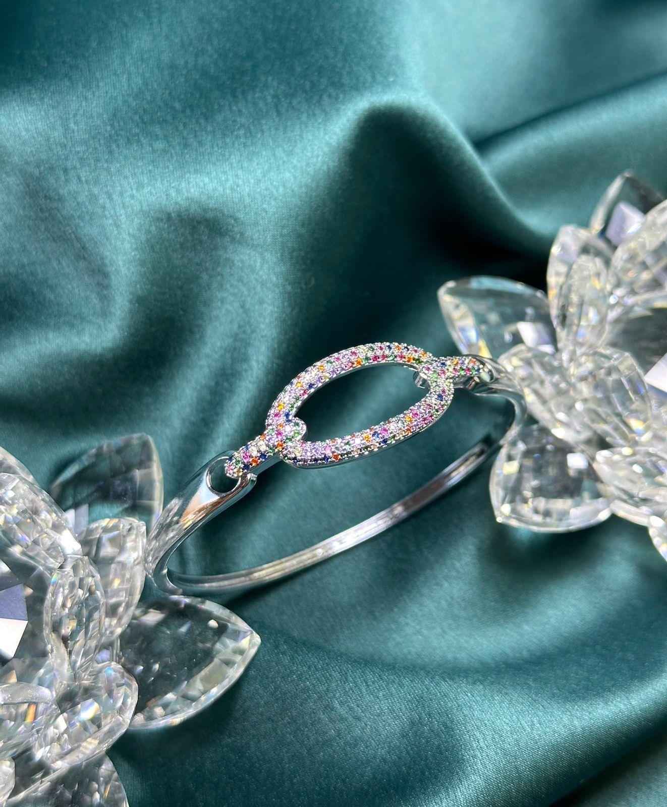 BRACELETE OVAL PRISMA CRAVEJADO