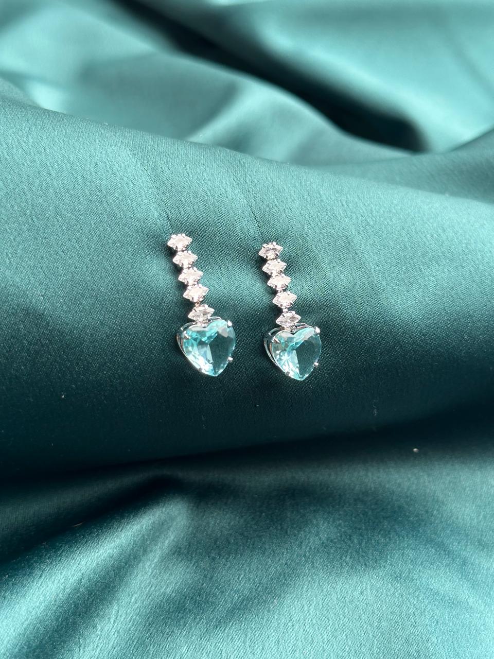 BRINCO CORAÇÃO RADIANTE AZUL TIFFANY